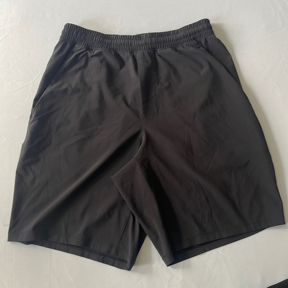 Men’s Lululemon Pace Breaker Short Linerless 9” Large Black